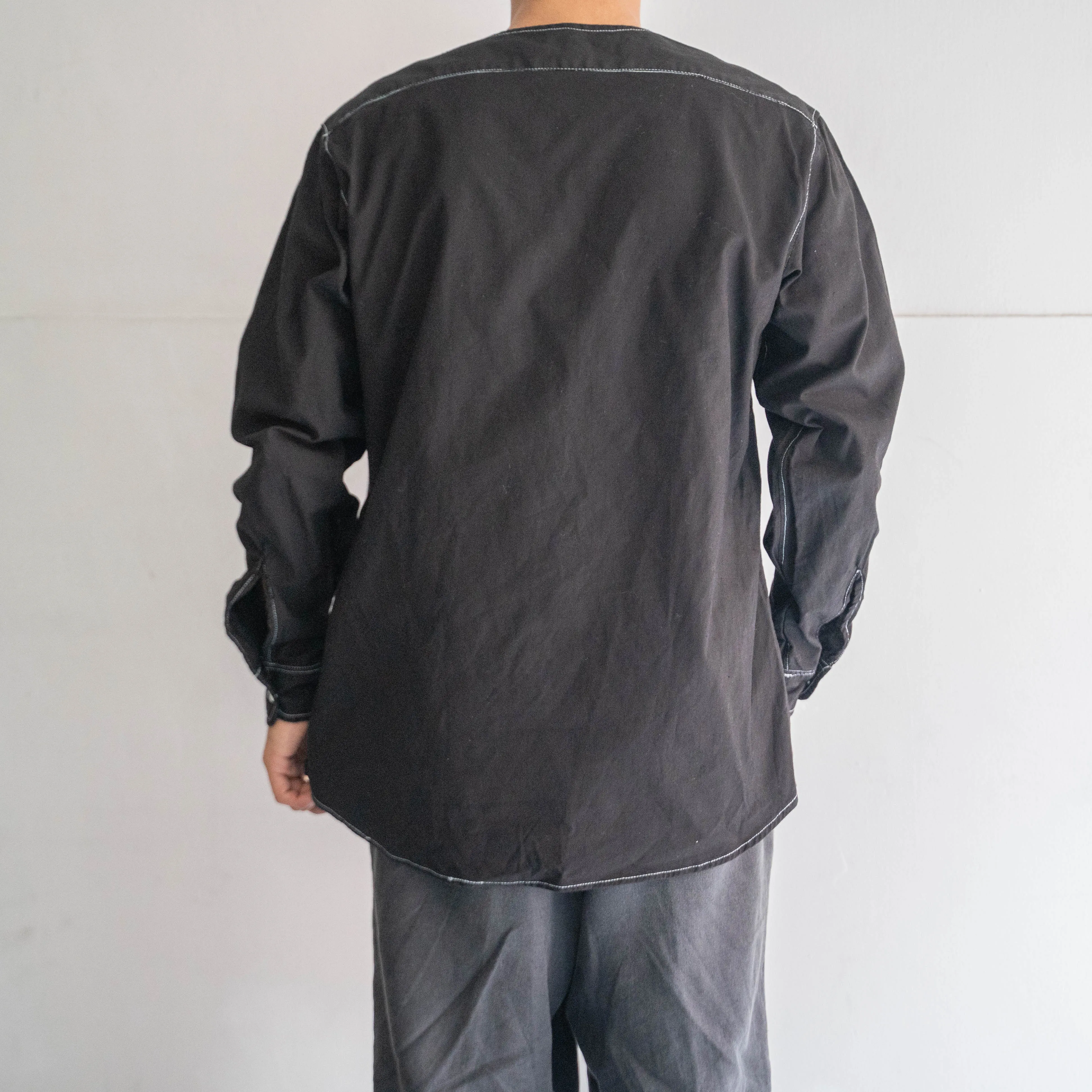 1990s Romania military Sleeping shirt 'dead stock' -black dyed-