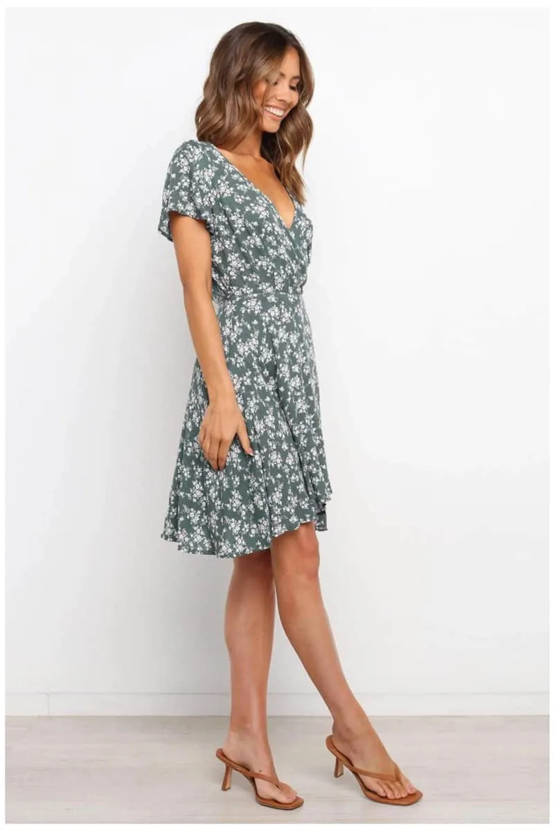 Printed pullover V-neck large swing dress
