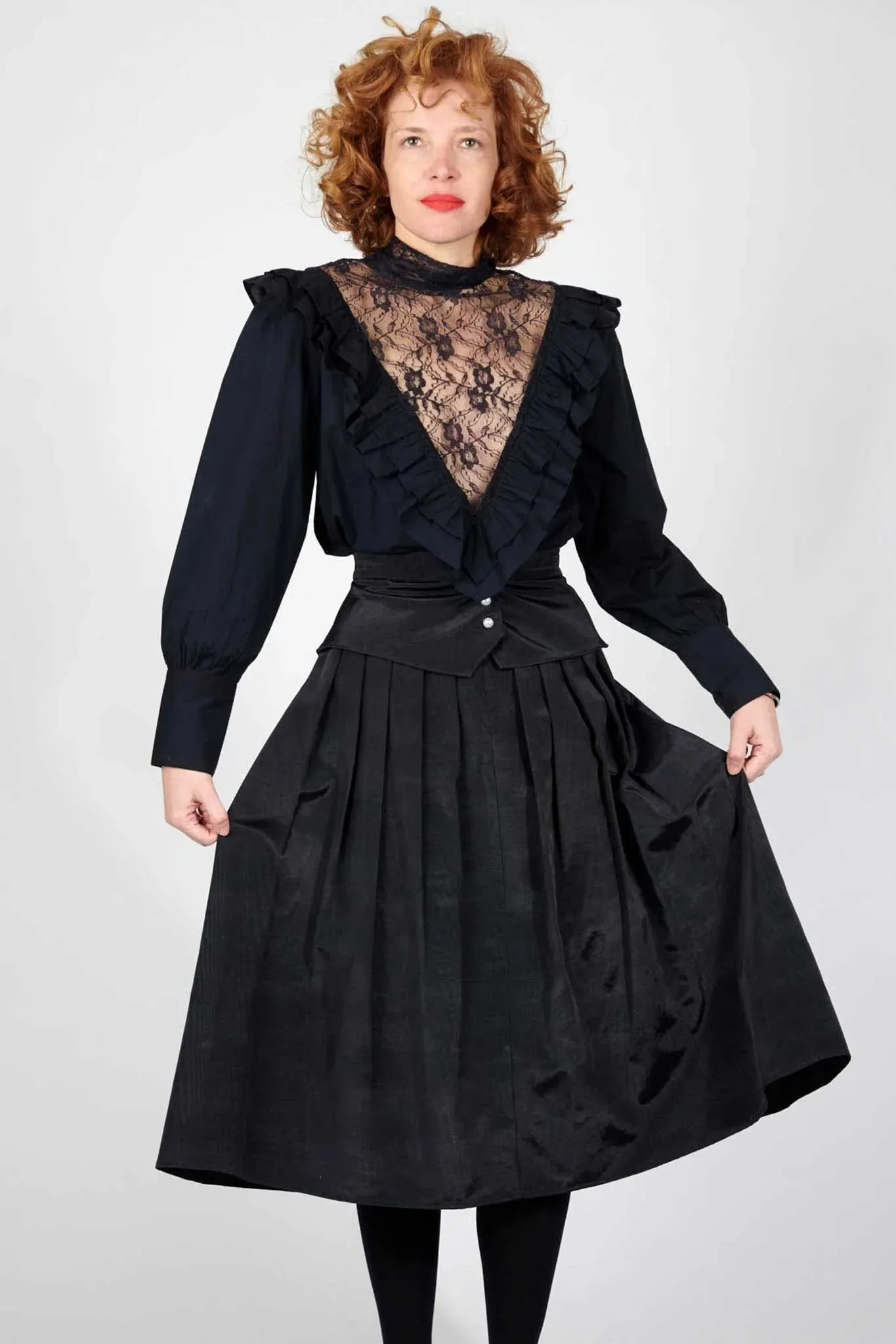 Pêche Blouse in Black