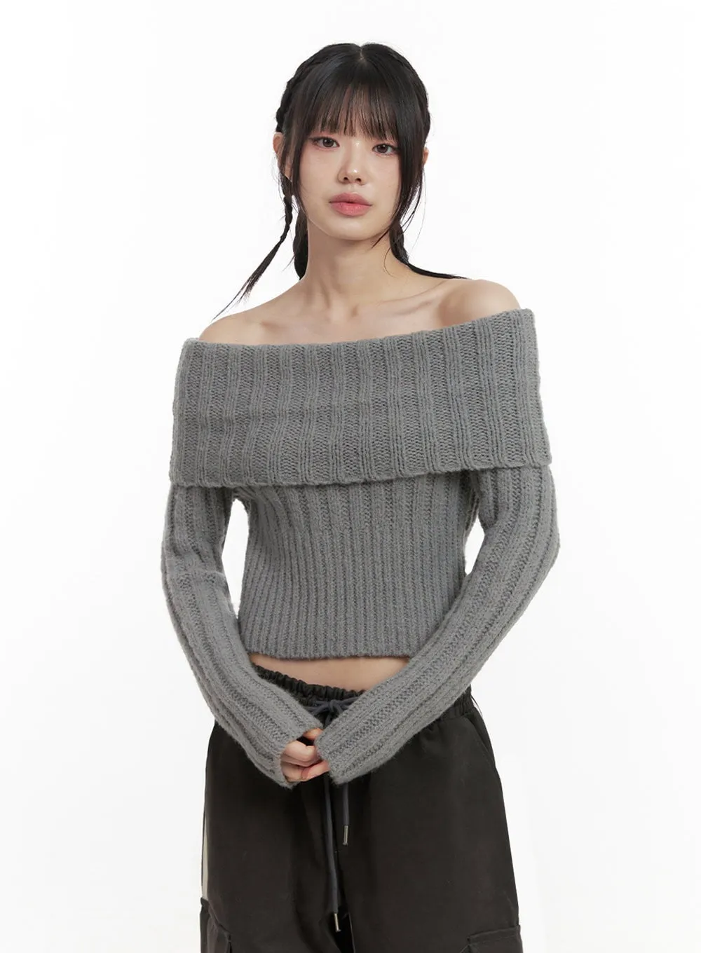 Slim-Fit Off-Shoulder Sweater ID402
